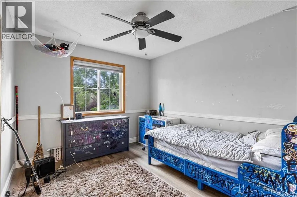 12 Inverness Boulevard SE