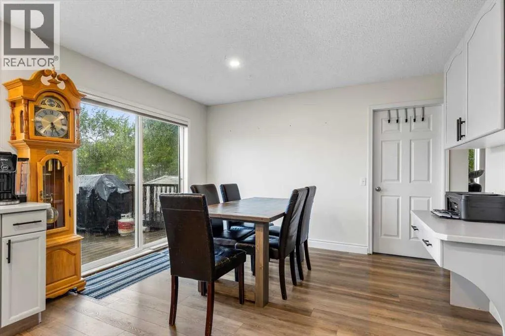 12 Inverness Boulevard SE