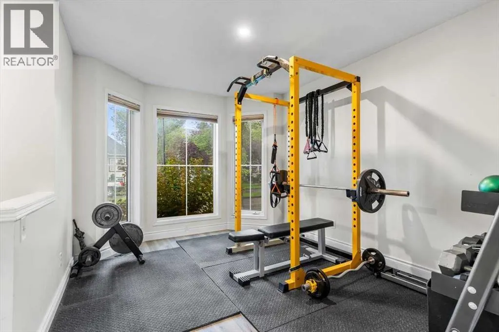 12 Inverness Boulevard SE
