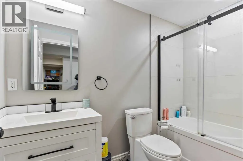 12 Inverness Boulevard SE