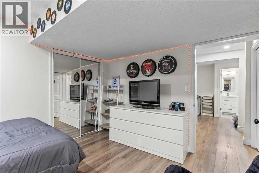 12 Inverness Boulevard SE