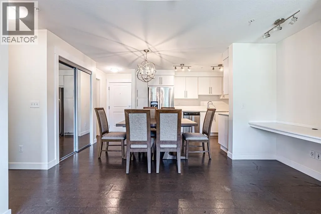 2115, 302 SKYVIEW RANCH Drive NE