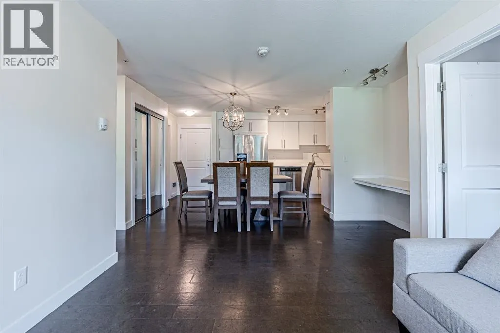 2115, 302 SKYVIEW RANCH Drive NE