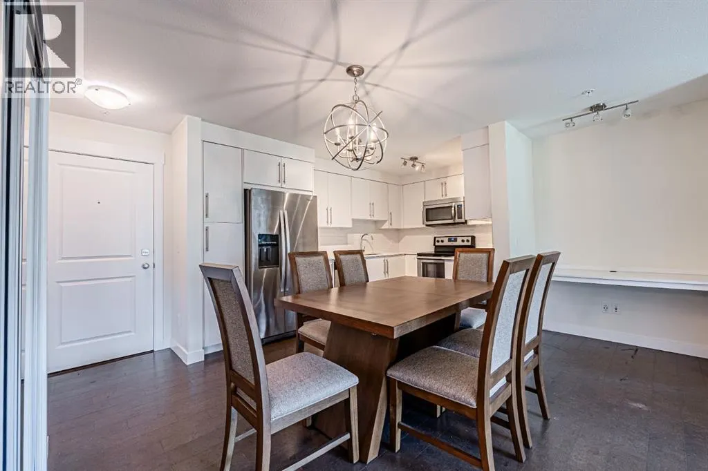 2115, 302 SKYVIEW RANCH Drive NE
