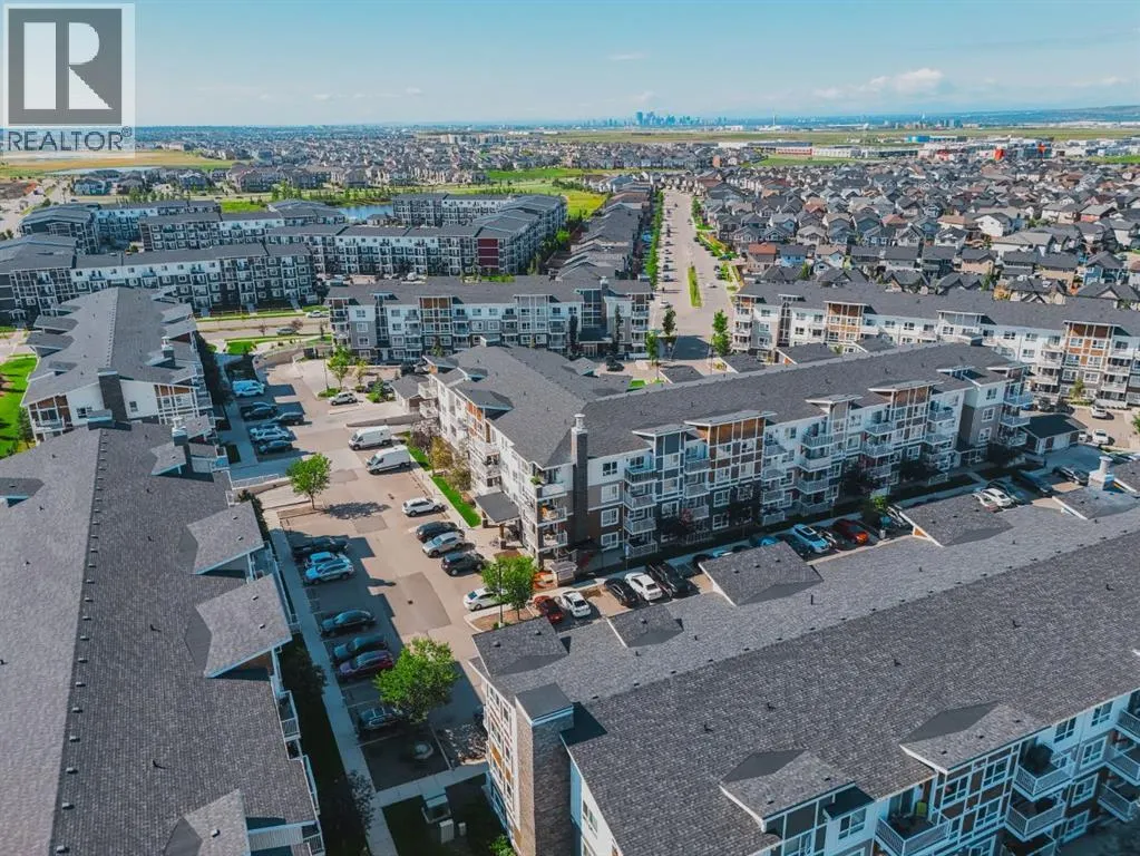 2115, 302 SKYVIEW RANCH Drive NE