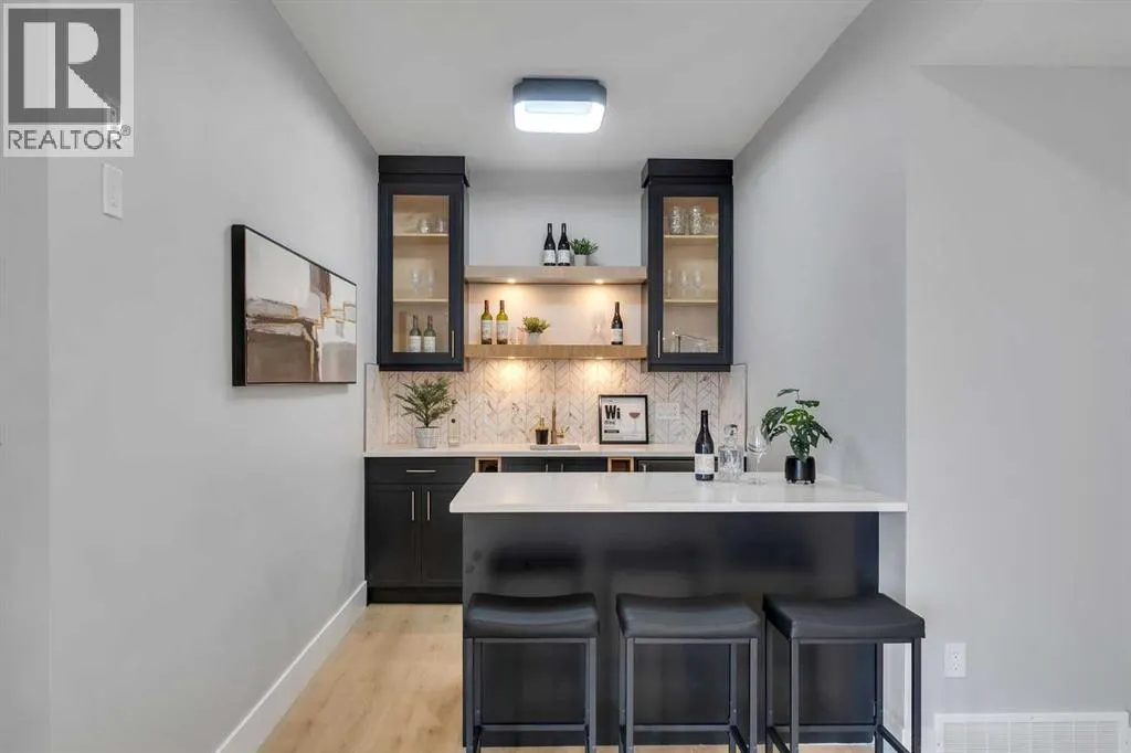 218 Waterstone Bay