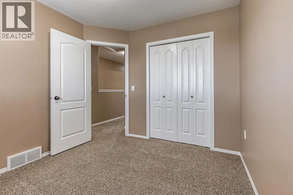 154 Somerset Lane SE