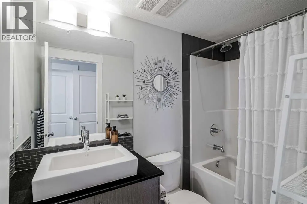 1405, 240 Skyview Ranch Road NE