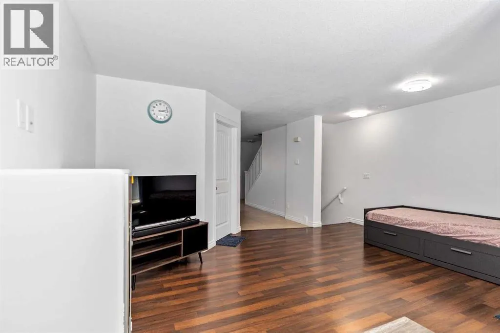 12, 180 Riverstone Ridge