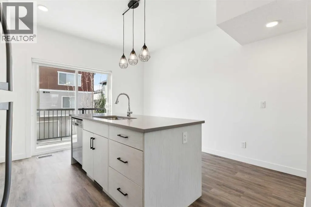 703, 24 Rivercrest Drive