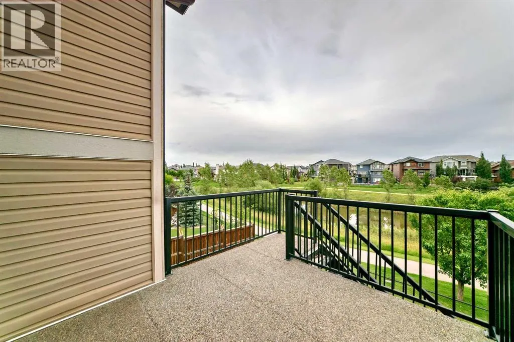 228 Kingston Way SE