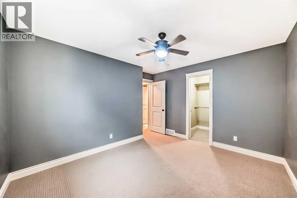 228 Kingston Way SE