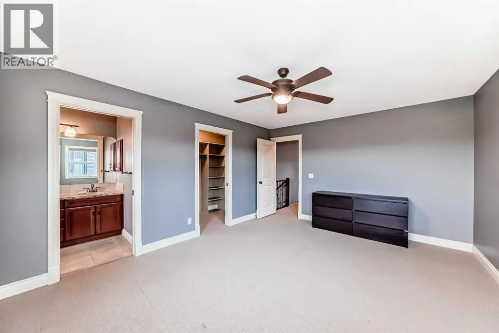 228 Kingston Way SE