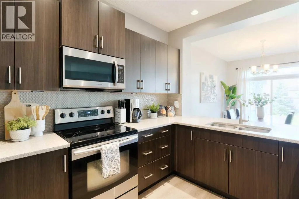 271 River Heights Crescent
