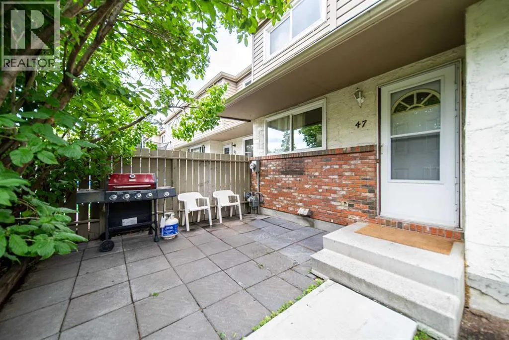 47N, 203 Lynnview Road SE