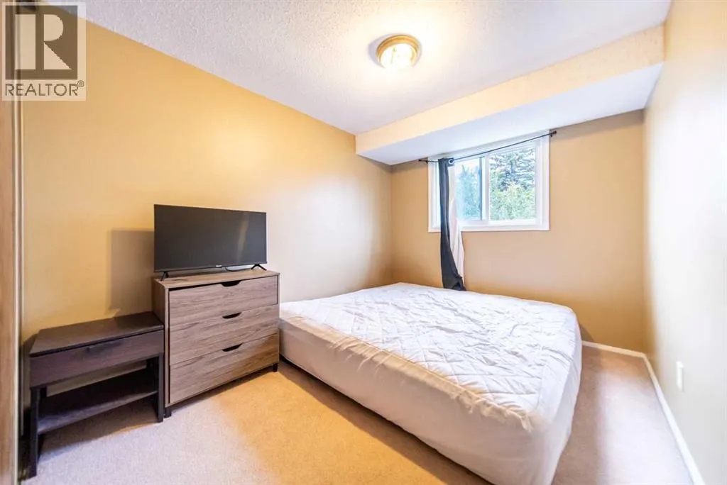 47N, 203 Lynnview Road SE