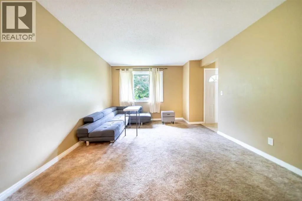 47N, 203 Lynnview Road SE