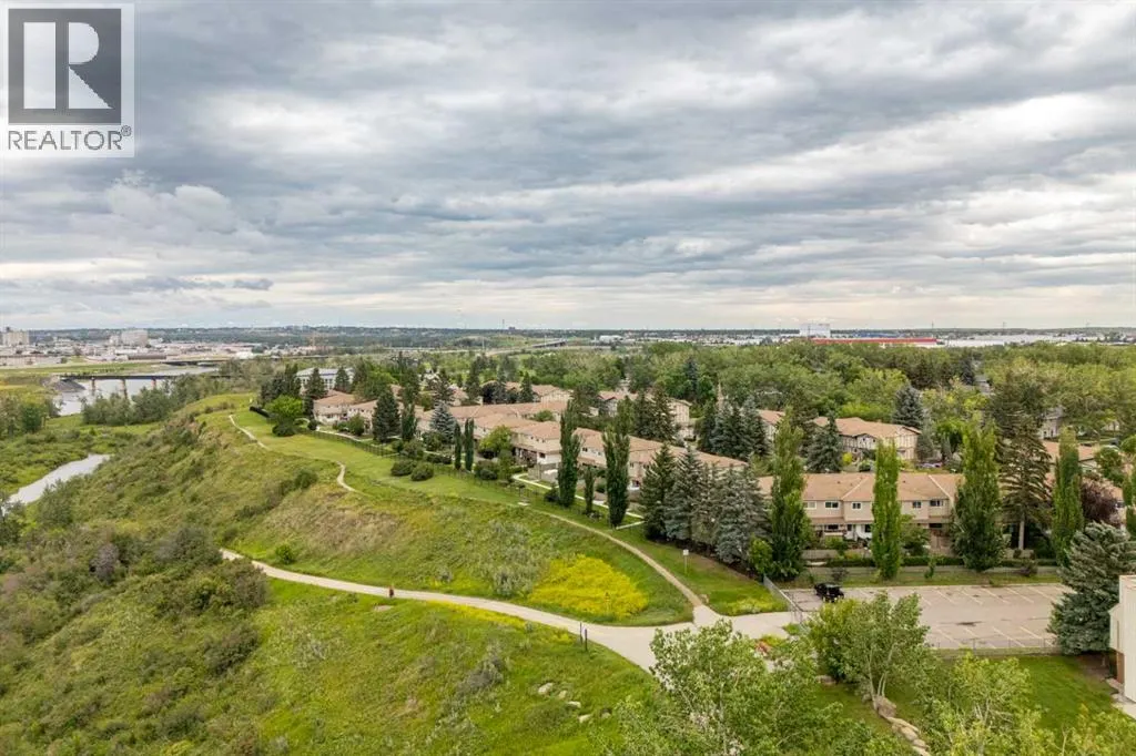 47N, 203 Lynnview Road SE