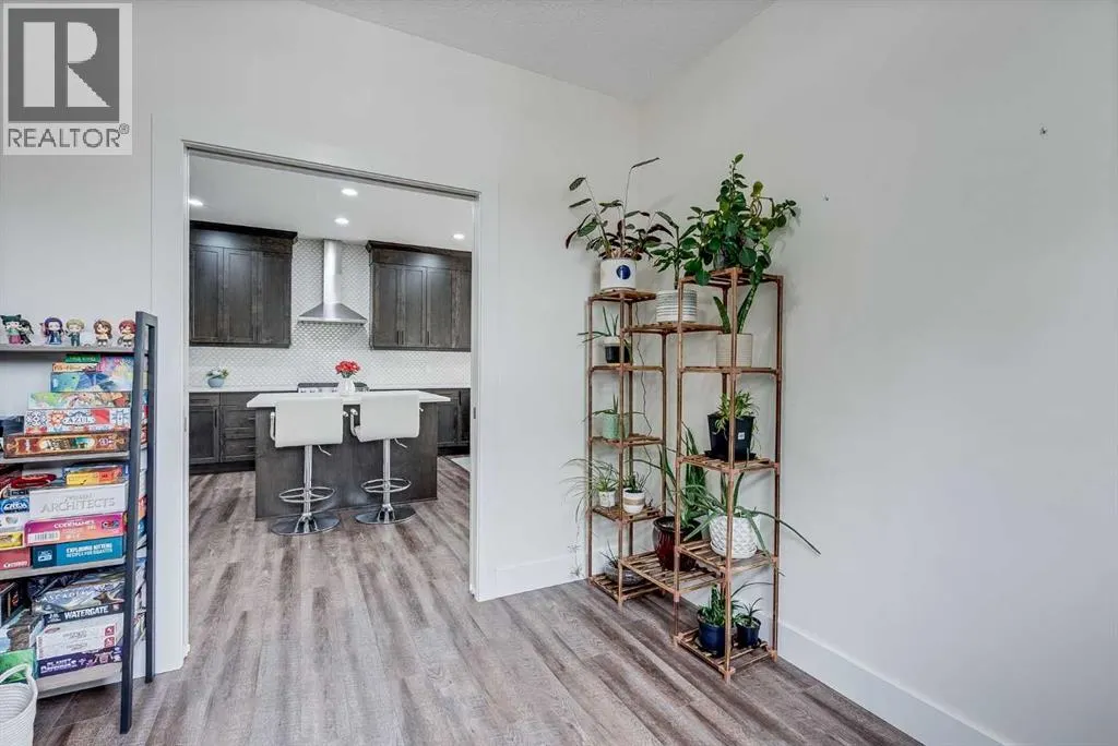 4 Legacy Court SE