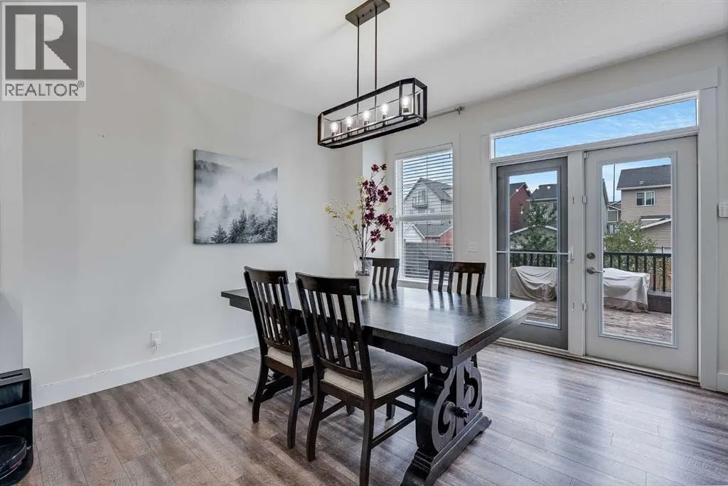4 Legacy Court SE