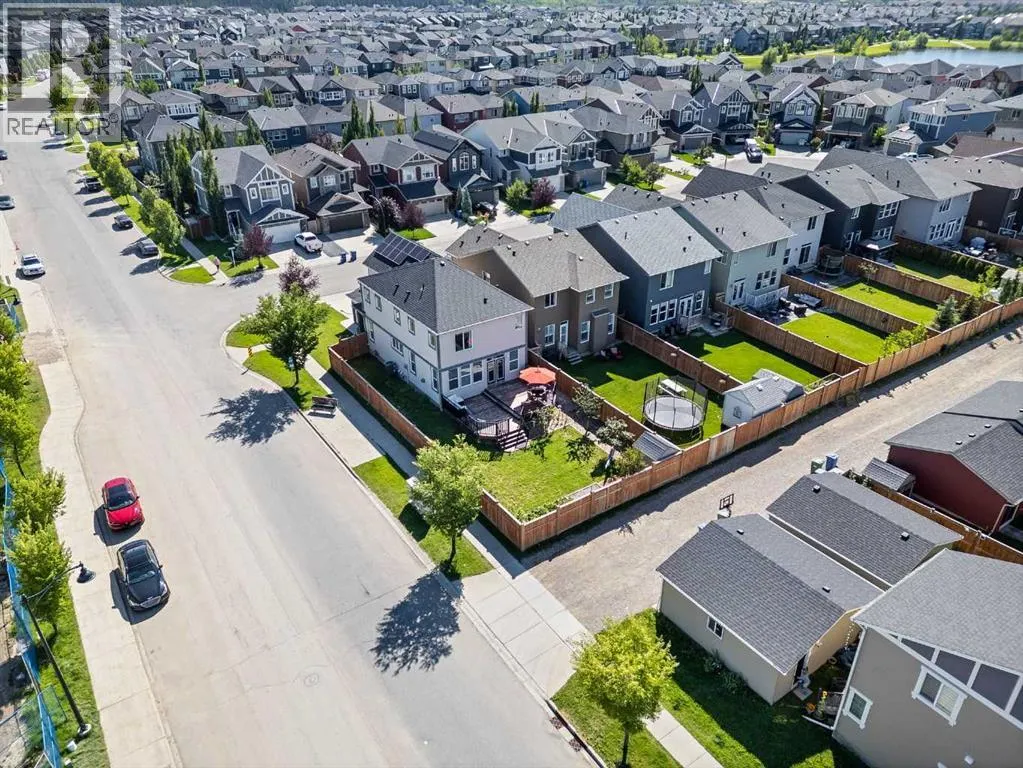 4 Legacy Court SE