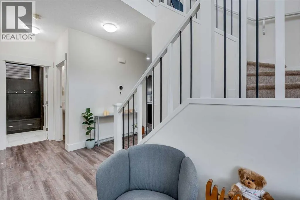 4 Legacy Court SE