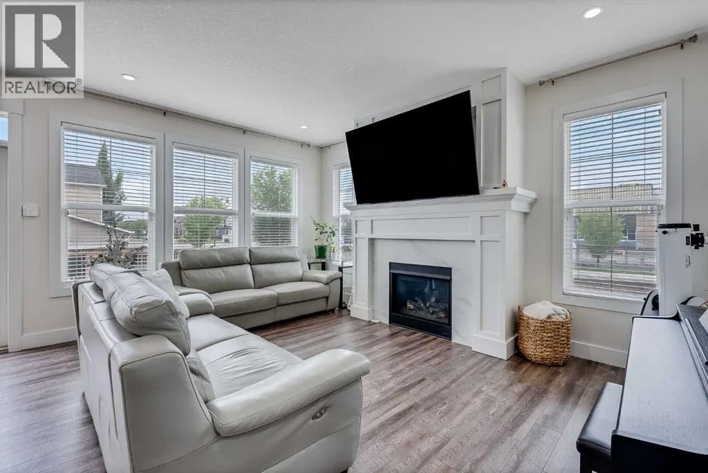 4 Legacy Court SE