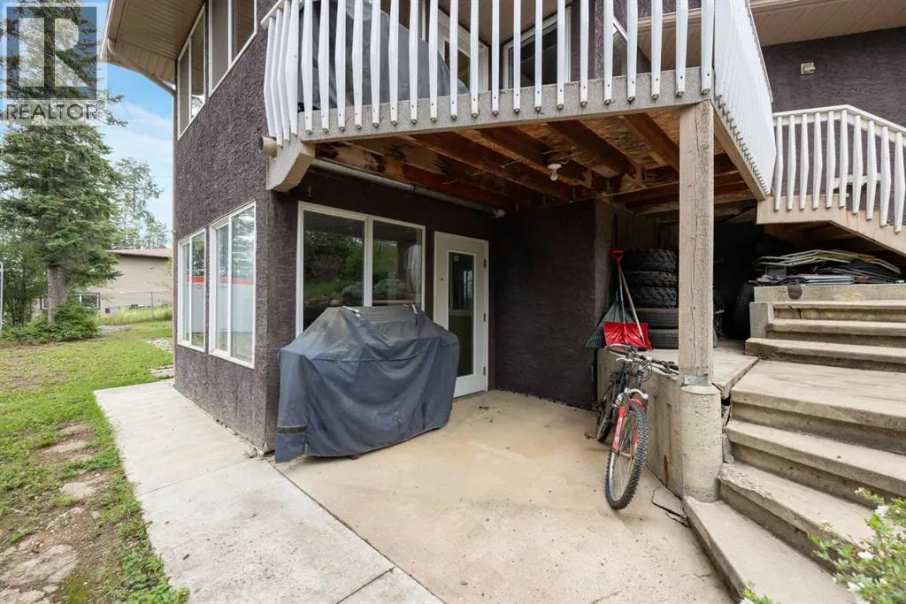 115 Community Lane