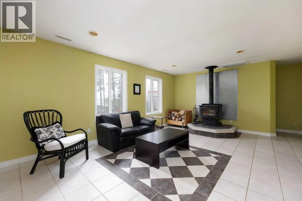 115 Community Lane