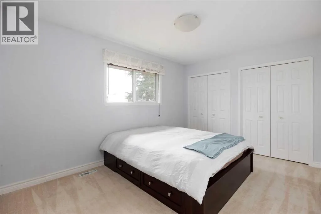 115 Community Lane