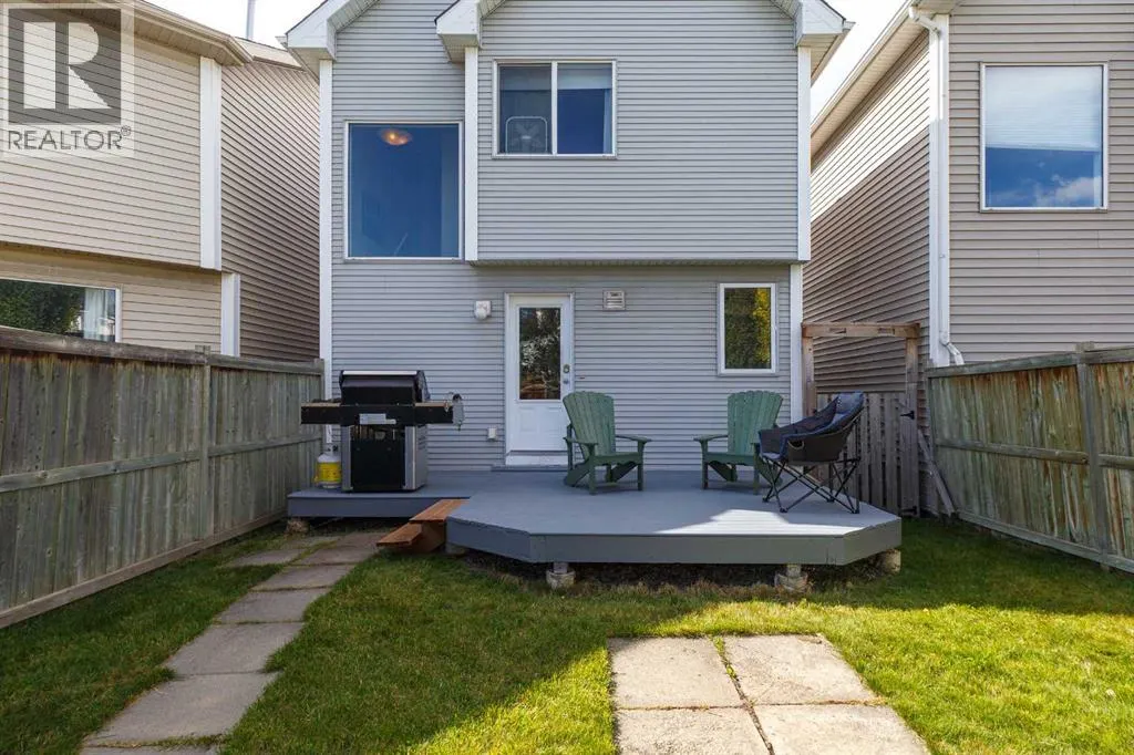 248 Prestwick Avenue SE