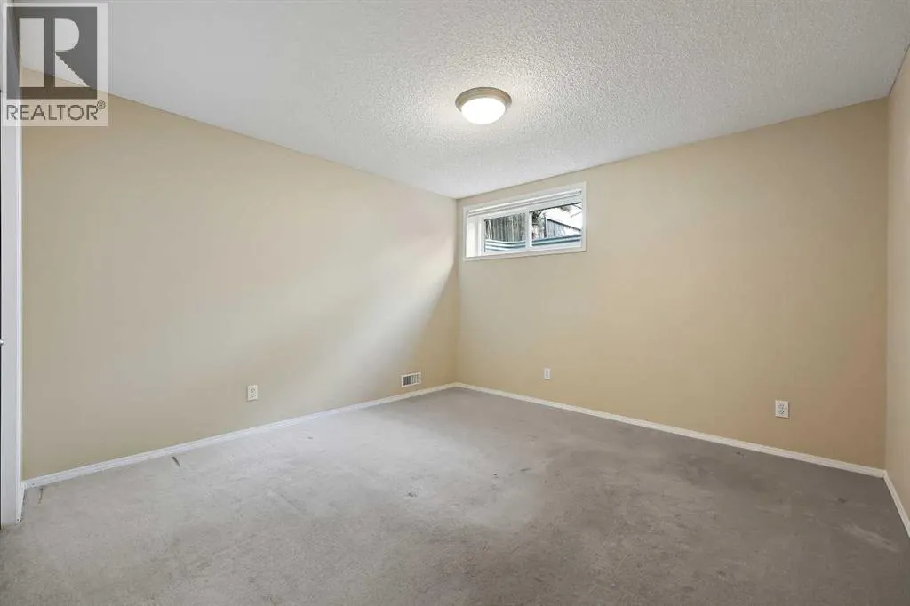 76 Prestwick Cove SE
