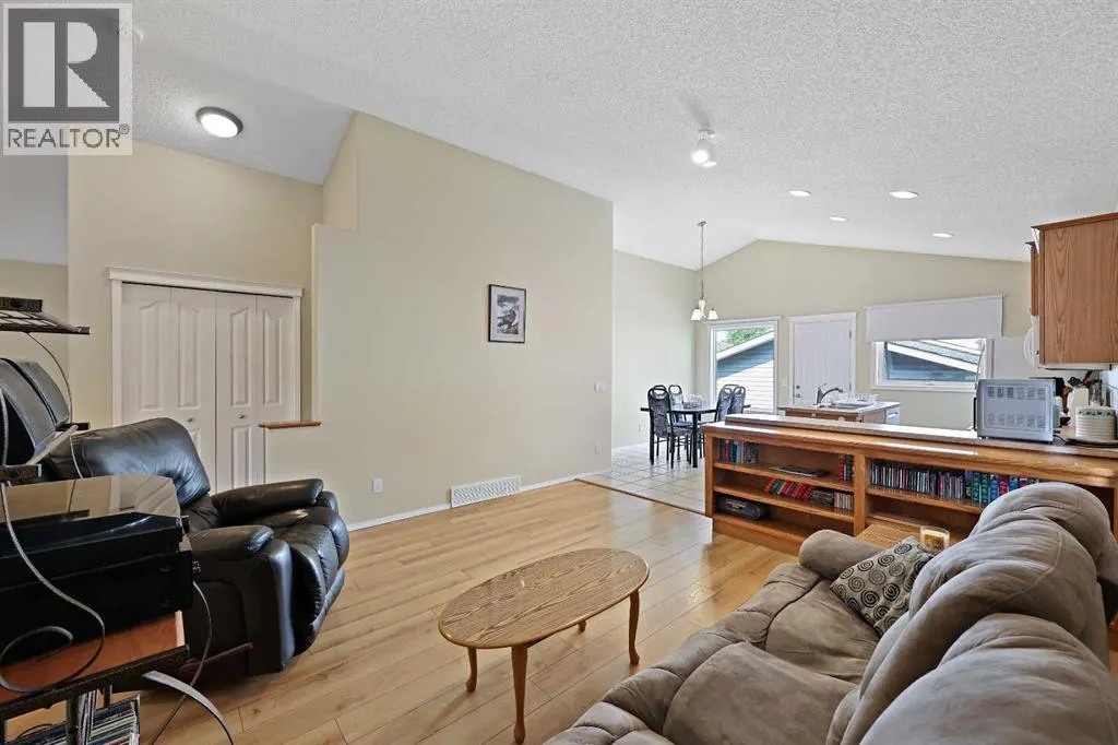 76 Prestwick Cove SE