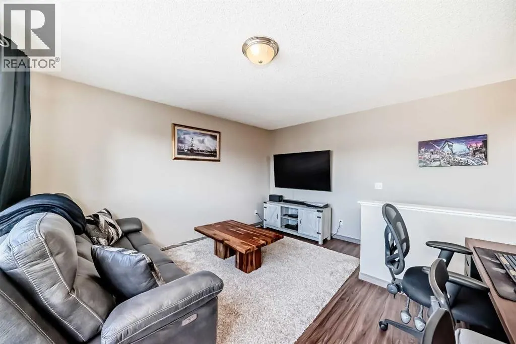 121 West Creek Drive
