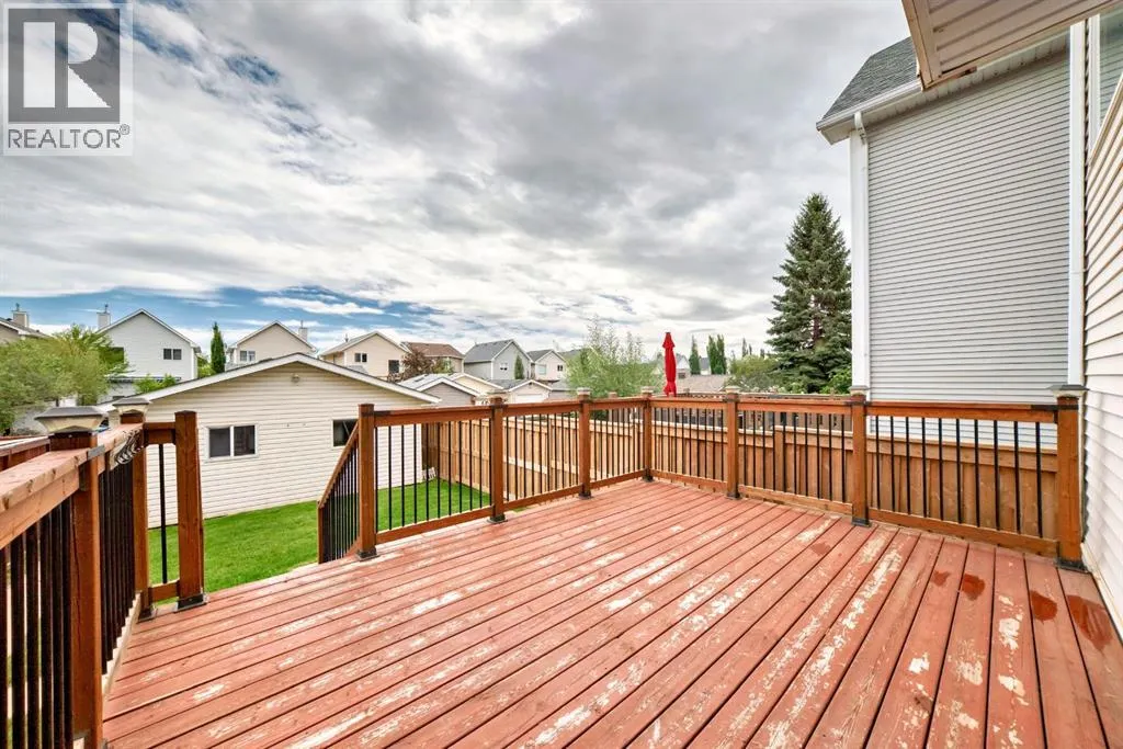 66 Prestwick Way SE