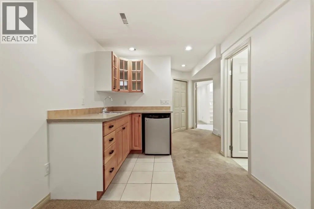 52 Palis Way SW