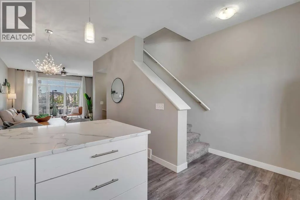 82 Skyview Ranch Avenue NE
