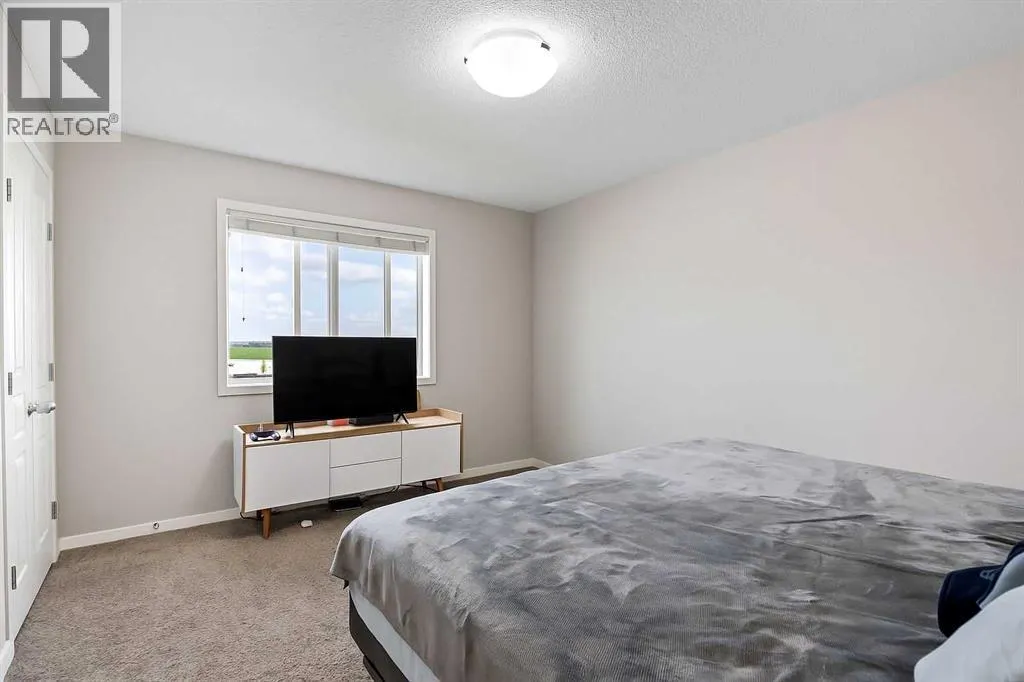 336 Marquis Heights SE