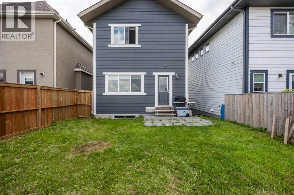 336 Marquis Heights SE