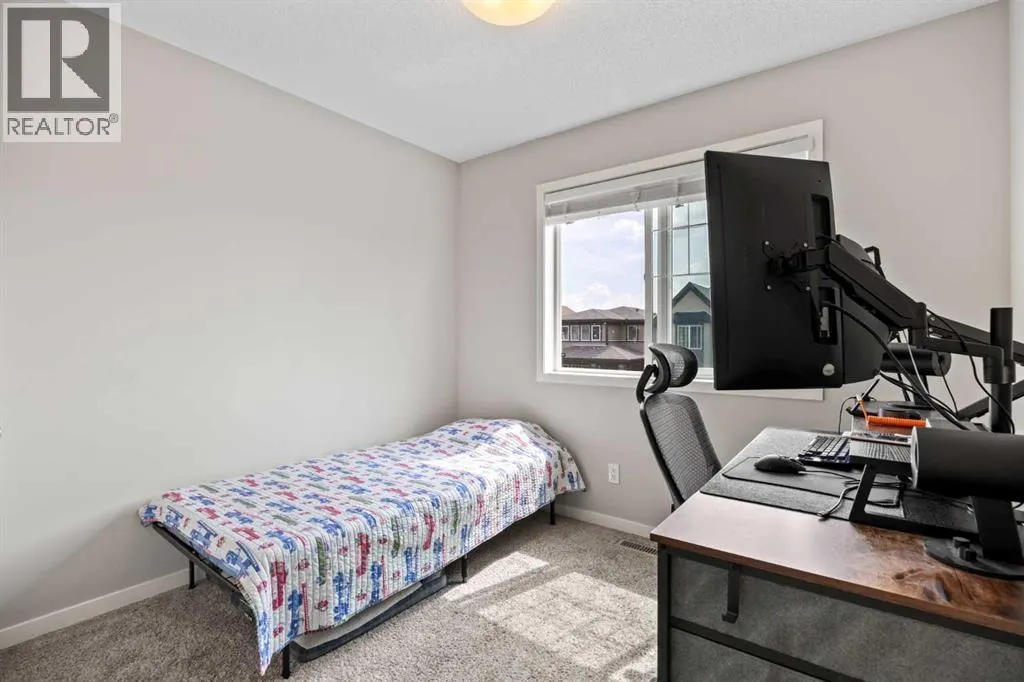 336 Marquis Heights SE