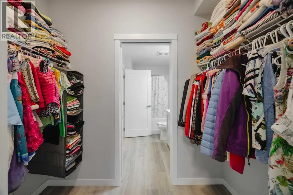 102, 200 Shawnee Square SW