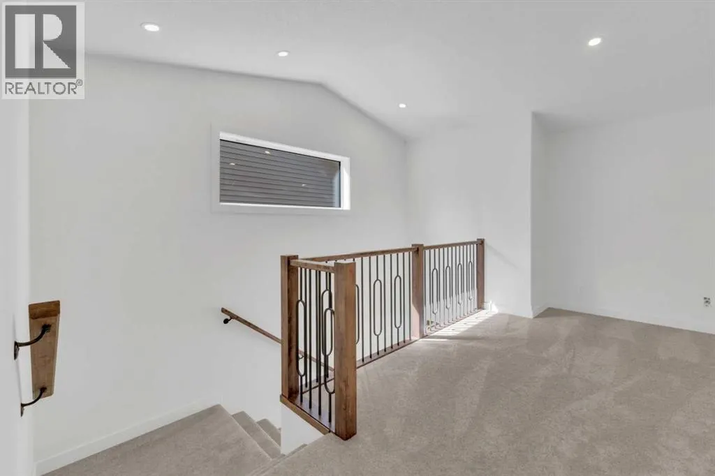 20 Eaton Crescent