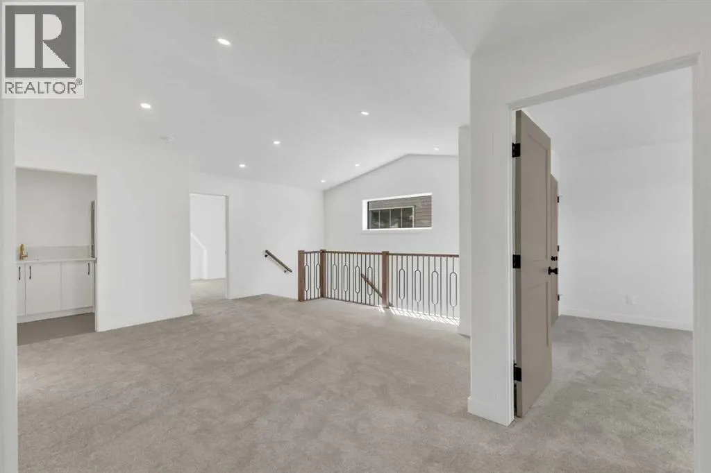 20 Eaton Crescent