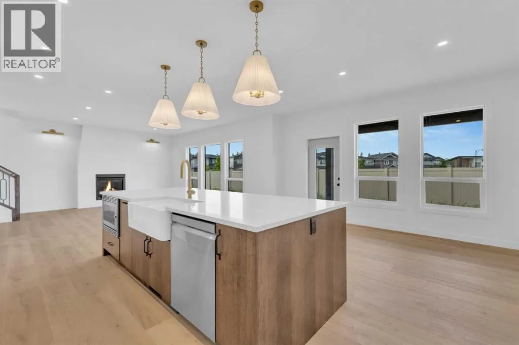 20 Eaton Crescent