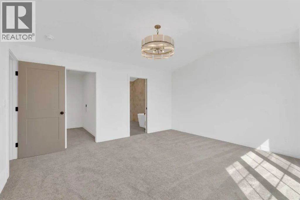 20 Eaton Crescent