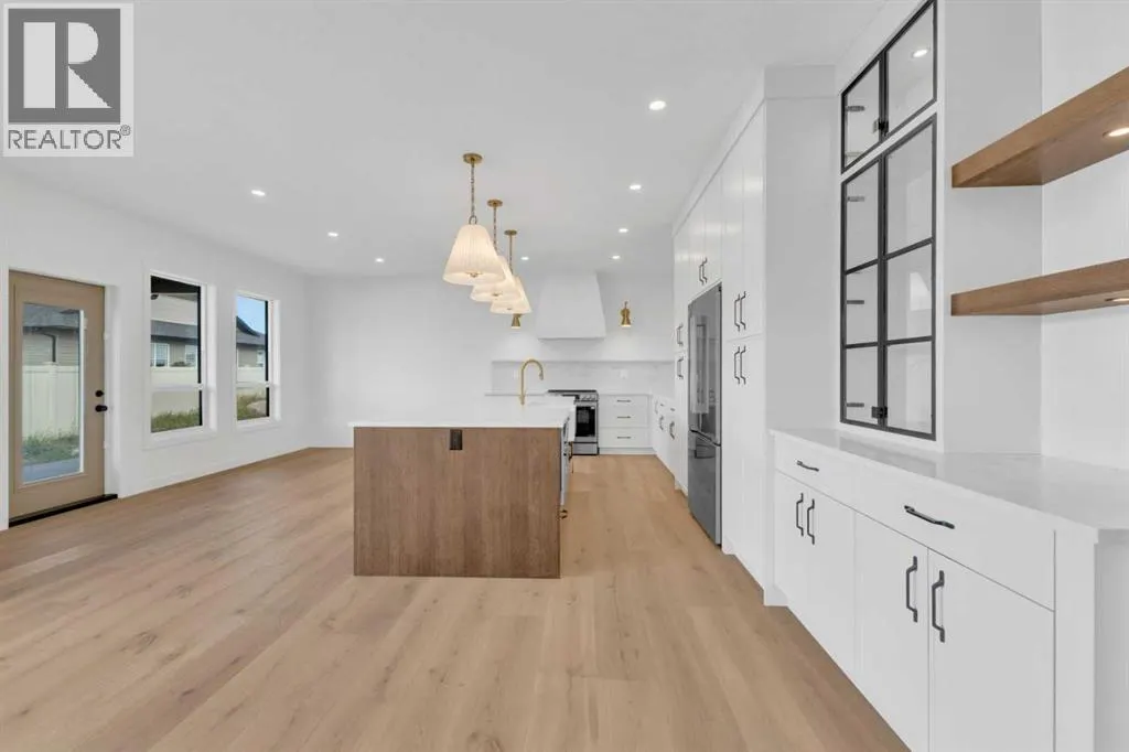 20 Eaton Crescent