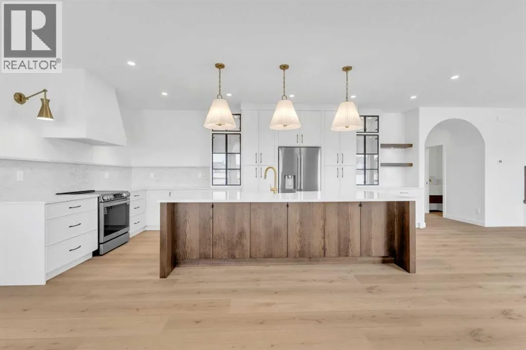 20 Eaton Crescent
