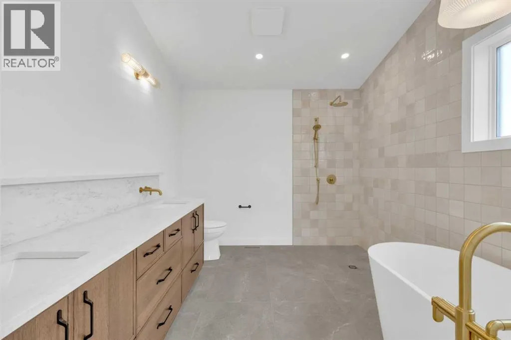 20 Eaton Crescent
