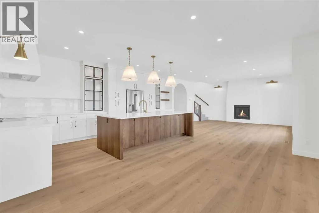 20 Eaton Crescent
