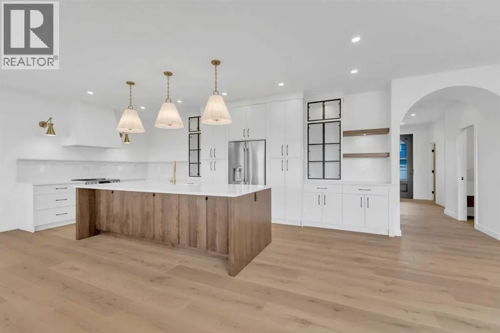 20 Eaton Crescent